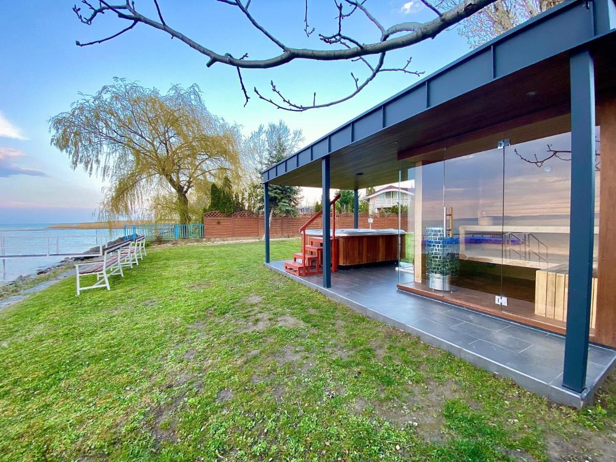 Villa My Lake Zamárdi Екстериор снимка